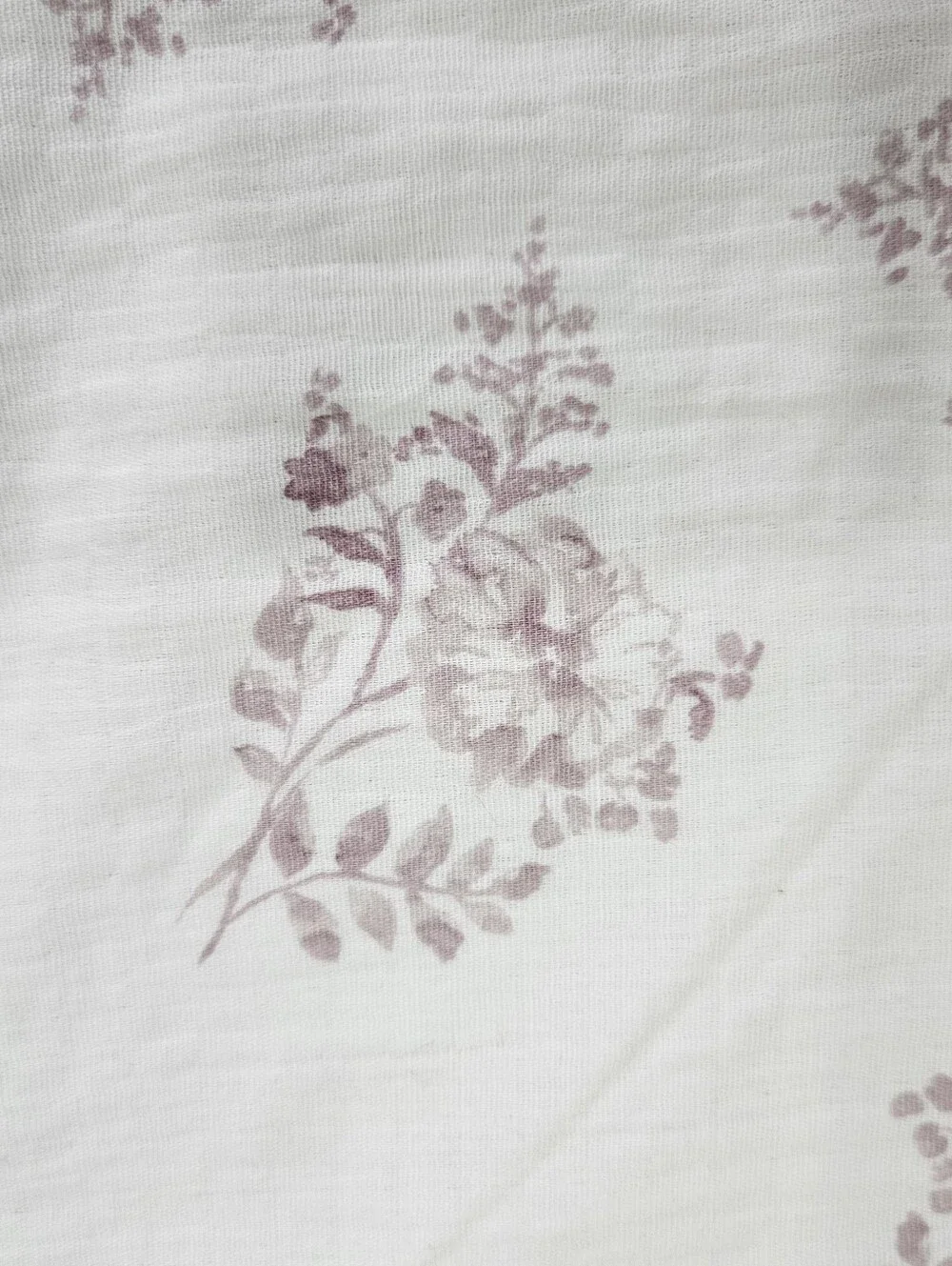 Shabby Chic Mauve Floral White STD Pillow Shams Textured Gauzy Cotton Fringe NEW